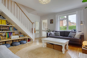 Lounge- click for photo gallery